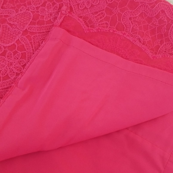 Dress - Picture 6 of 7